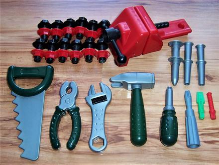 Sada náradia pre malého majstra zn. bosch,