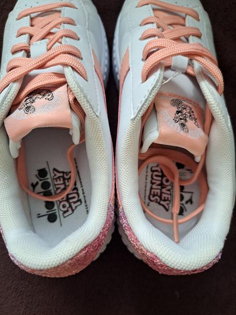Tenisky diadora "looney tunes" s trblietkami, 34