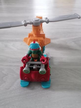 Ninja korytnačka s helikoptérou,