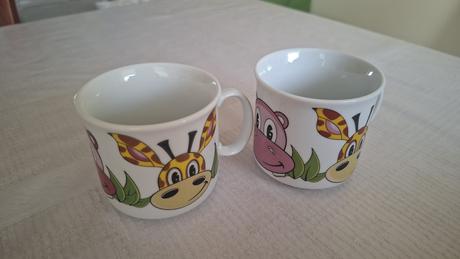 2x detské hrnčeky, 