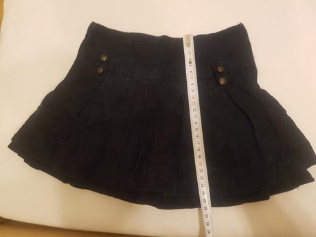 Menčestrová suknička, 104