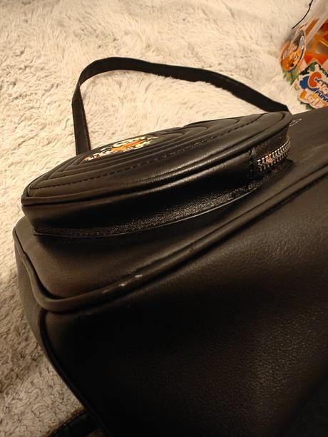 Dievčenský ruksak, 