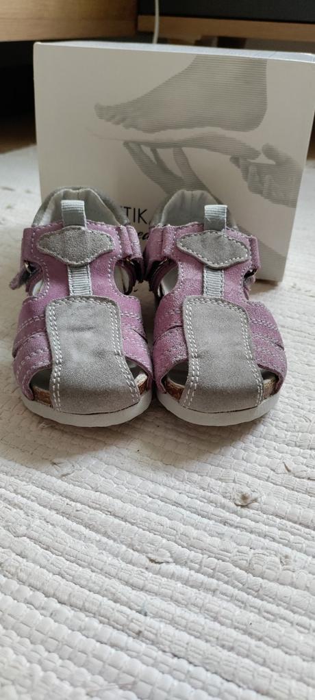 Prezuvky, papuče, protetika,26