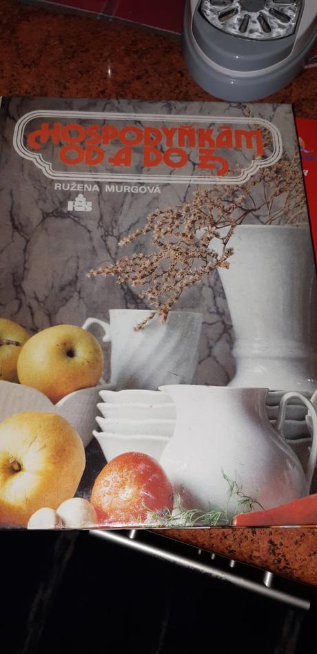 Kniha hospodynkam od ado z, 