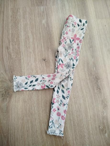 Rebrovane legíny, 104