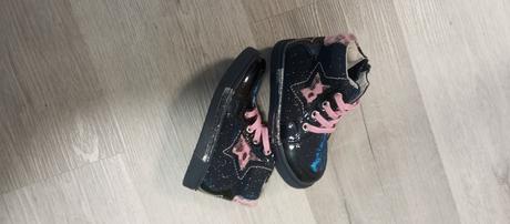 Predám prechodné topánky, nelli blu,23