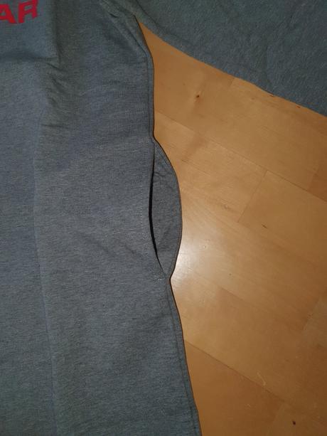 Mikinové šaty moschino, m