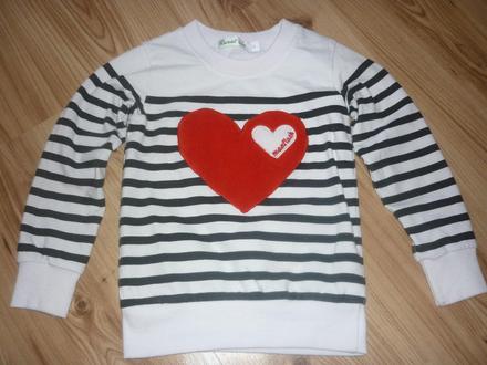 Sada pásikavých mikín, 104