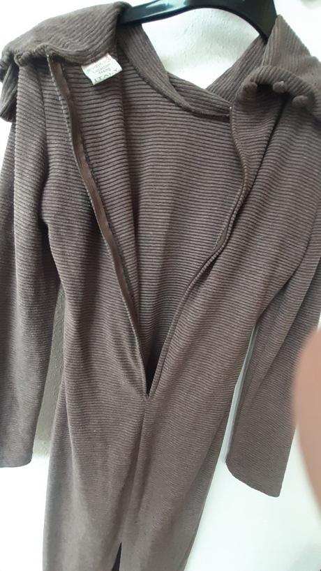 Zľava - šaty s dlhou vestou, s