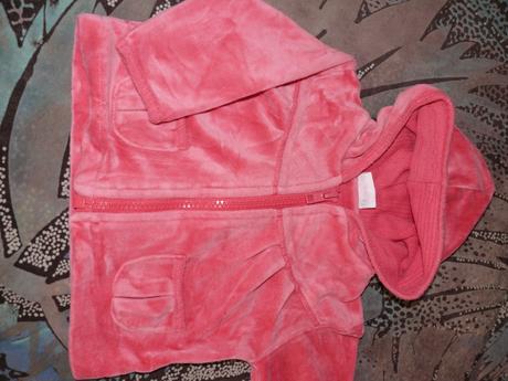 Bundička s kapuckou, f&f,56