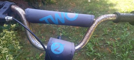 Kolobezka s nafukovacimi kolesami, 