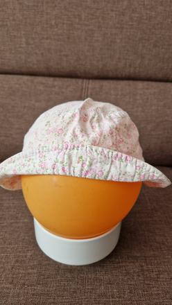 Klobúčik veľ.  48 cm obvod hlavy., 86