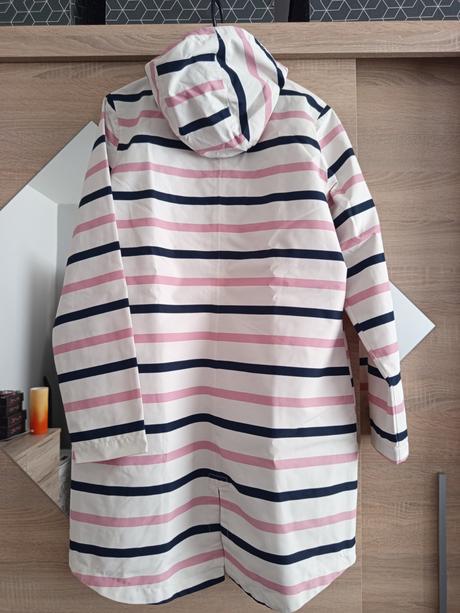 Nový kabát do dažďa, esmara,40