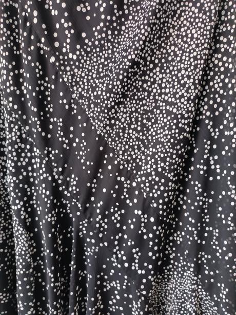 3 dielny spoločenský kostým, 44