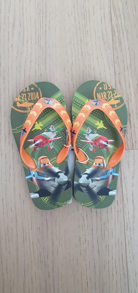 Disney lietadlá šľapky 24-26, disney,24 / 25 / 26