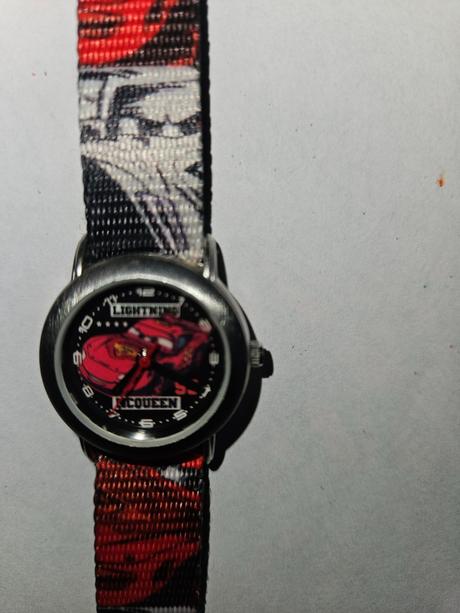 Náramkové hodinky autíčkové, 