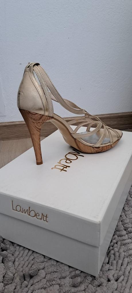 Zlaté sandálky č.37, 37