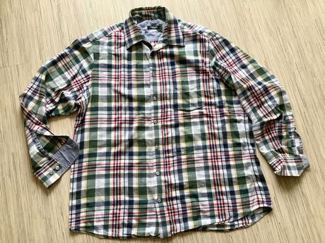 Pekná flanelova koseľa, 41