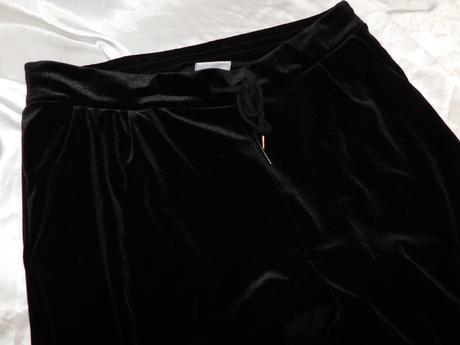 Vila kvalitne velurove nohavice, 42