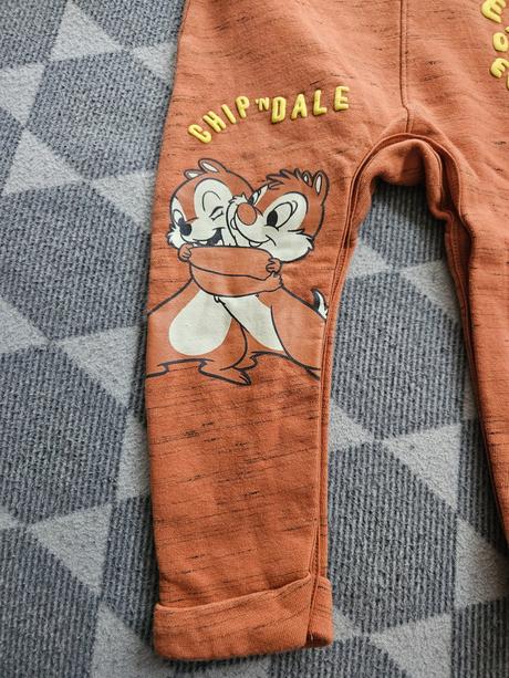 Body + tepláky, disney,86