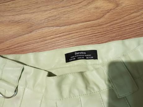 Kožená sukňa bershka, bershka,xs
