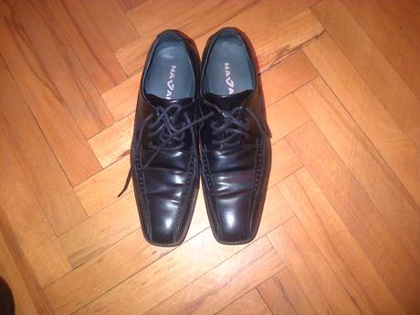 Spolocenske topanky, 40