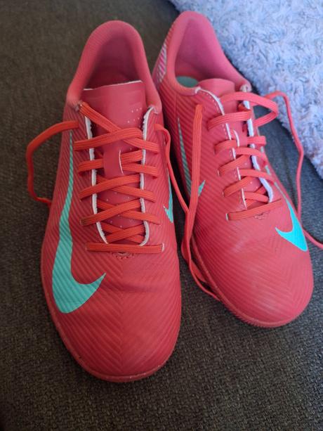 Ružové halovky, nike,37