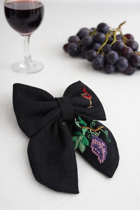 Ručne vyšívaná mašla do vlasov, 