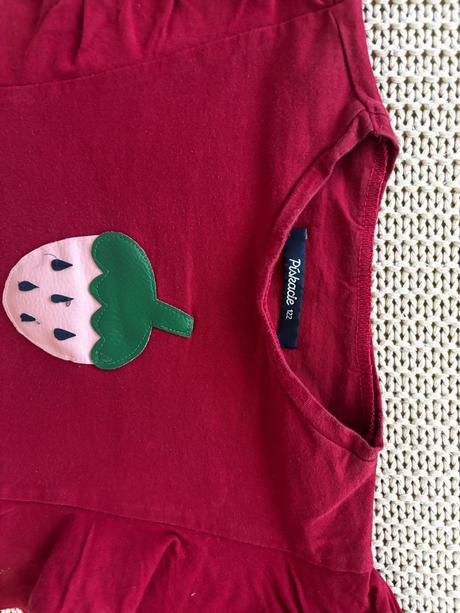 Pískacie tričko, 122