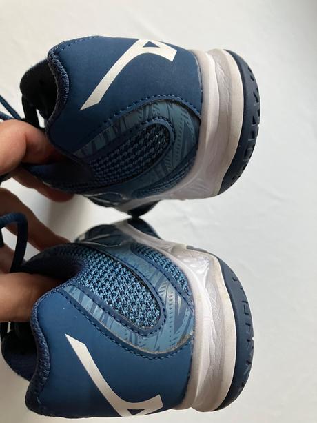 Tenisky halovky, mizuno,36