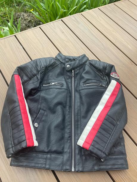 Zateplená kožená bundička, 122