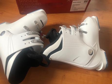 Lyžiarky atomic, atomic,38