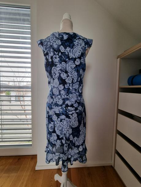 Modré letné šaty, 42