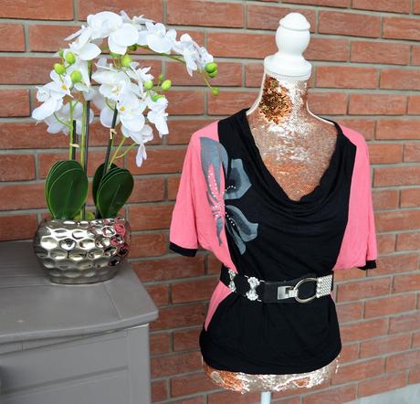 Voľnejší top s kvetom-m/l, m