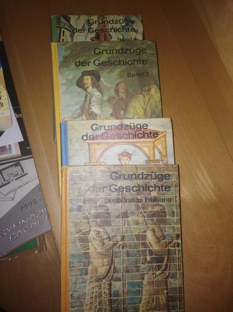 Grundzüge der geschichte,