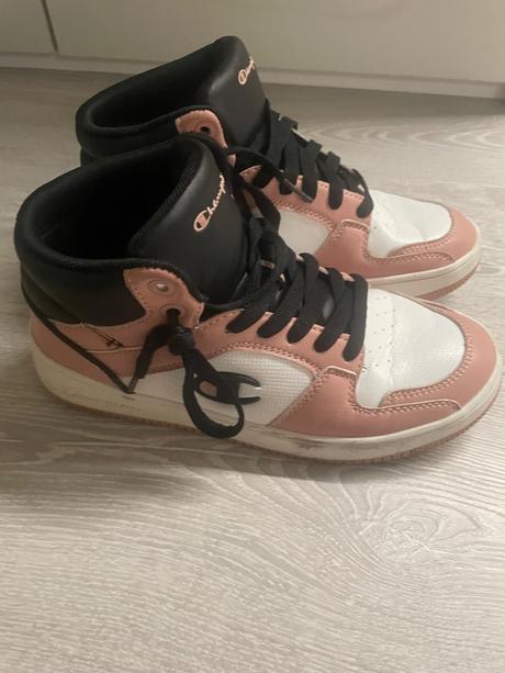 Tenisky, champion,36