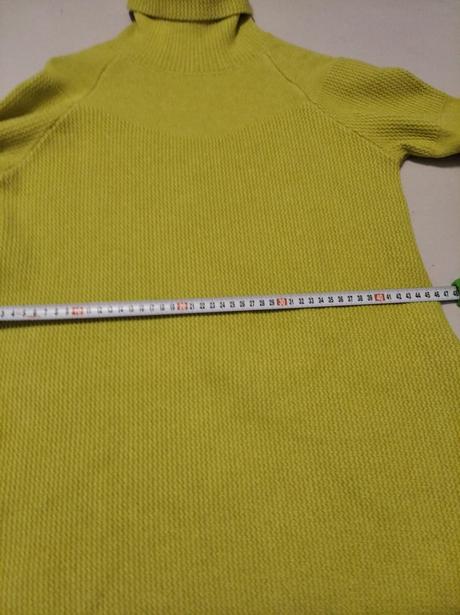 Moderné pleteninové šaty limetkovej farby, l