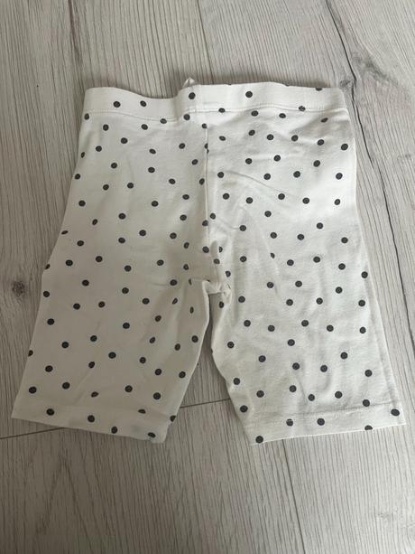 Biele bodkované krátke nohavice, f&f,98
