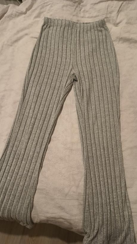 Rebrované zvonáče, s