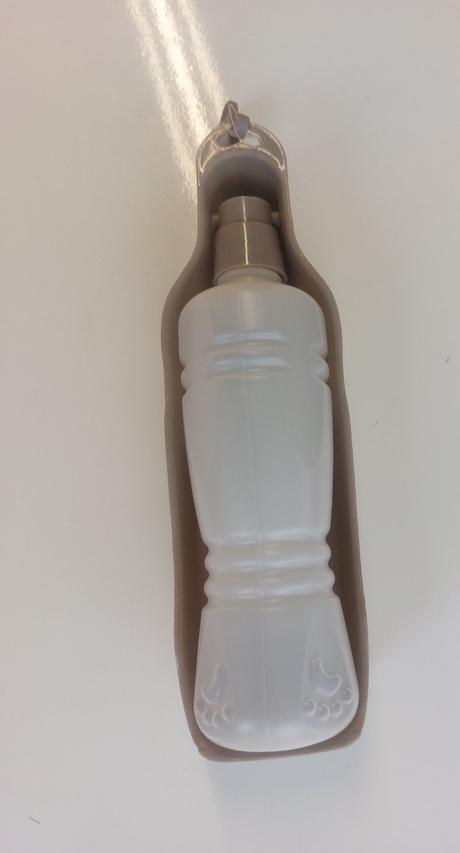 Flasa na vodu pre psa, 