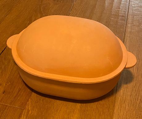 Rímsky hlinený hrniec s vekom terakotový, 