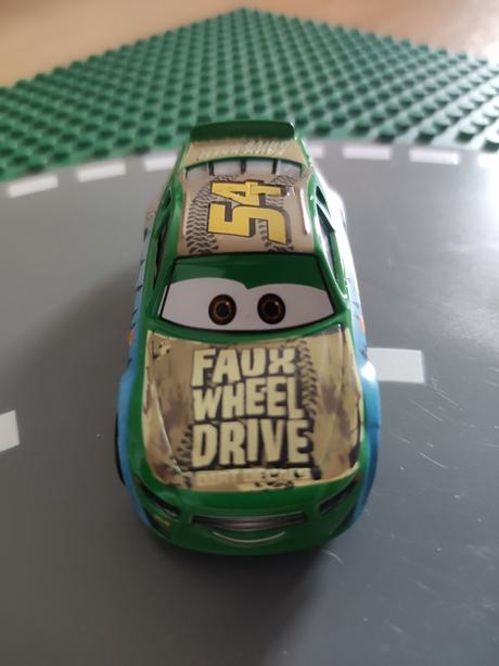 Cars mcqueen autá ,,54,,, 