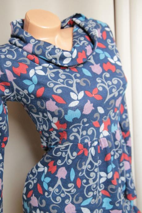 Kvietkované šaty s, s