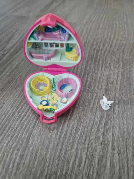 Polly pocket,