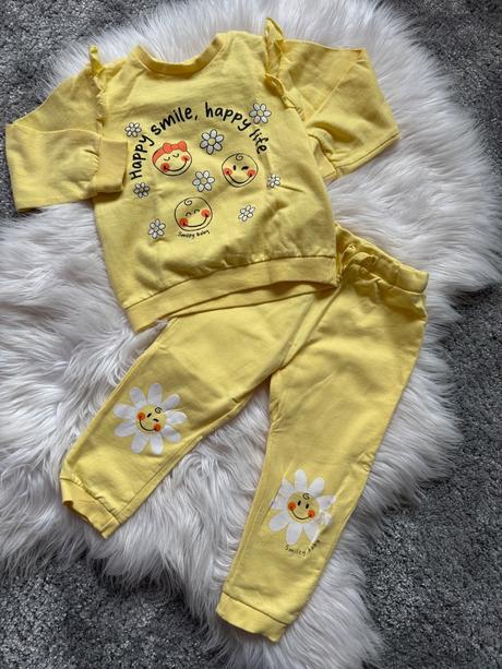 Mikina sinsay s tepláčikmi 92, sinsay,92