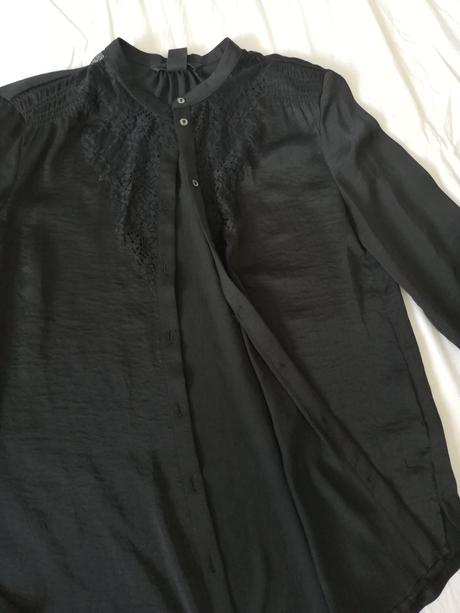 Saténová blúzka s krajkou, h&m,34