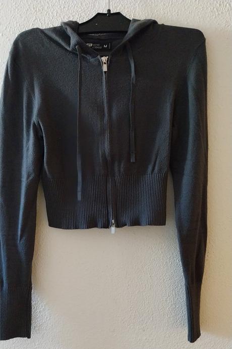 Sivá crop mikina s kapucňou na zips, m