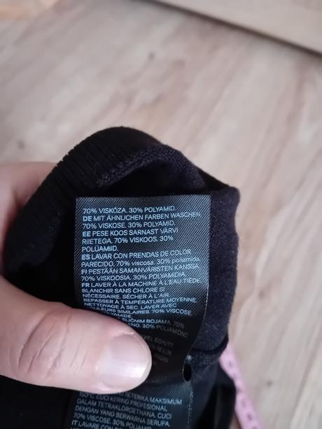 Tenší čierny rolák, h&m,s