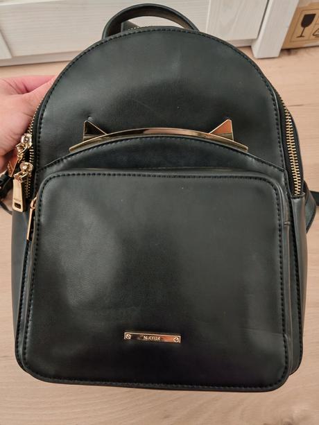 Ruksak, prirodná  koža, kvalitný, pevný, 