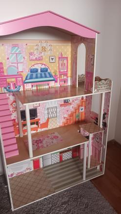 Ružový domček pre bábiky s výťahom, 